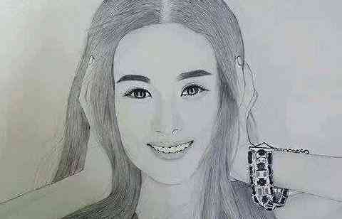 八位当红女星素描照，除了赵丽颖、谢娜、杨幂，你还能认出谁？