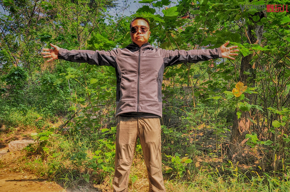 探路者himex33pro为啥那么贵,himex探路者羽绒服冲锋衣22款