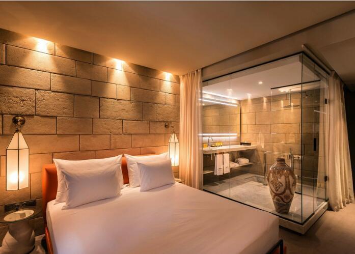 宾馆卫生间为什么是玻璃透明的,酒店卫生间玻璃为什么是透明