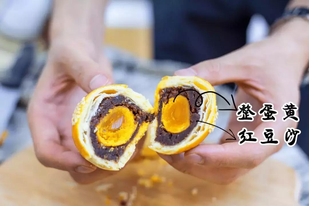 解放碑鲍师傅小贝,鲍师傅肉松小贝解放碑店