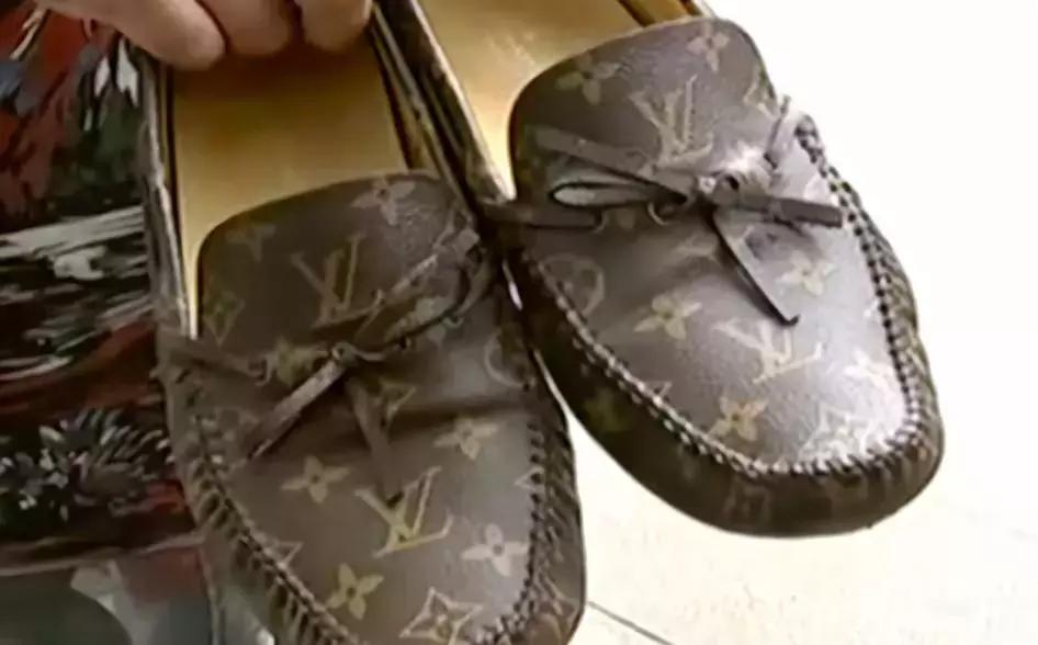 lv鞋裂痕专柜给修复吗,lv鞋穿两次线裂了是正品吗