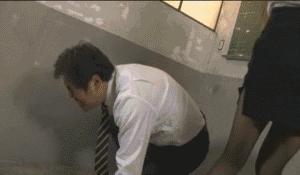 女生防身必备神器,一分钟看懂女生防身的传统技巧