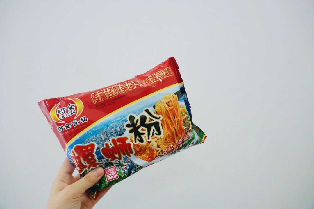 不务正业研究所,哪款螺蛳粉是最好吃的测评