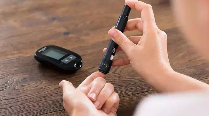 糖尿病正确测血糖方法,糖尿病测血糖仪器使用方法