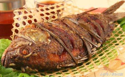 炸鱼的11个技巧和方法,怎么炸鱼才不粘锅推荐两种方法