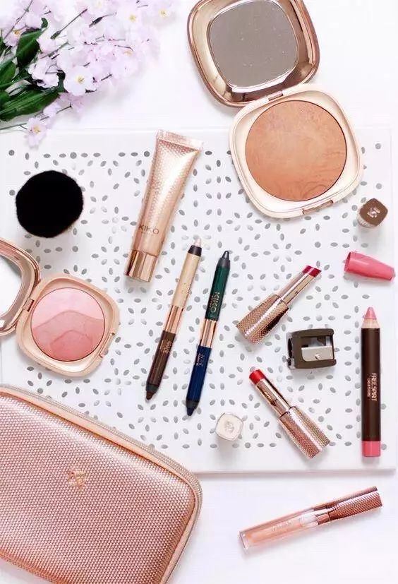 平价欧美彩妆,秒杀正品口红兰蔻