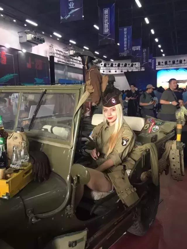 燃烧吧!军武!第三届军武嘉年华不能没有你,这次我们共唱战歌!