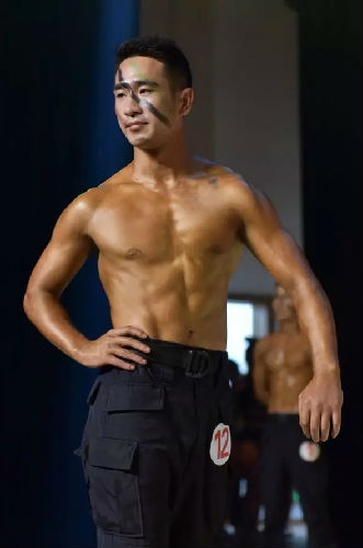 比颜值更闪耀的是他们的……“型男”背后的故事，你不能不看！