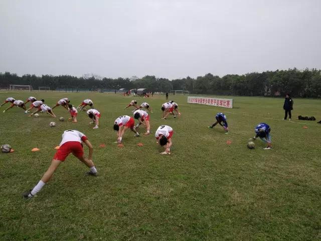 开启洪荒之力!辅仁中学首获校园足球全国冠军,这支足球队不简单