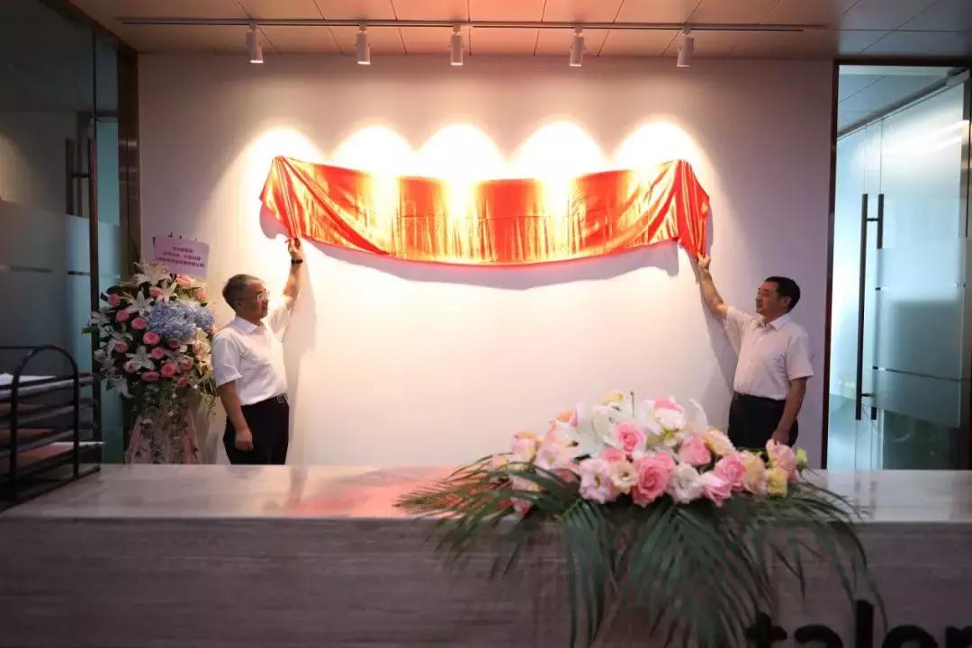 涓婃捣鍔涘痉鍥介檯浜哄姏璧勬簮,鍔涘痉鍥介檯鍏徃