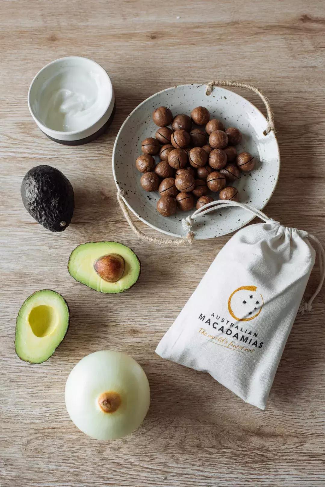 男生叫你多喝热水该怎么怼回去,男生叫你多喝热水穿衣服