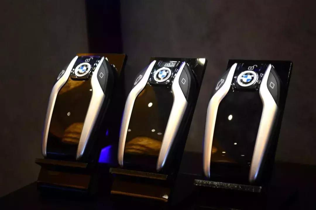 宝马x3为什么是公路之王,宝马x3山路测试