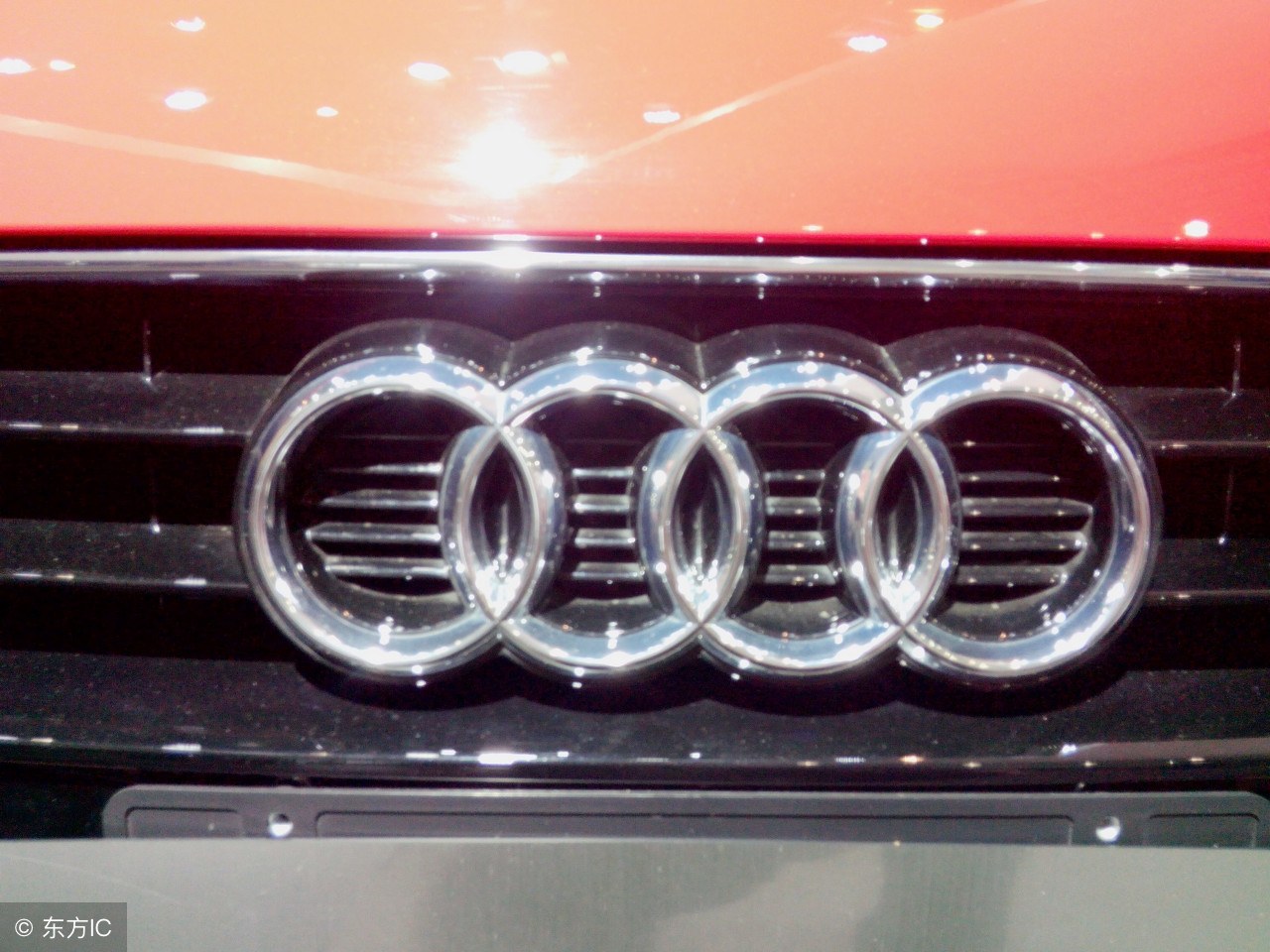 13年迈腾1.8t豪华版现在值得买吗,17年迈腾1.8t豪华版二手车多少钱