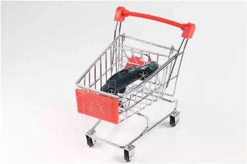 浼樿。搴撲笌zara,浼樿。搴撳拰zara璋佹洿鎴愬姛