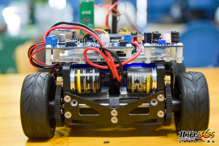 自制智能无人驾驶车,无人车远程操控制作