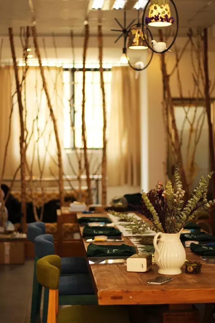 捡废弃东西做手工,32岁捡破烂