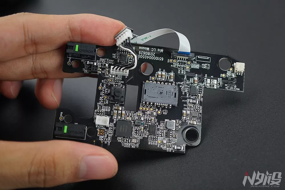 雷蛇曼巴眼镜蛇鼠标偶尔失灵,雷蛇曼巴眼镜蛇无线版用什么微动