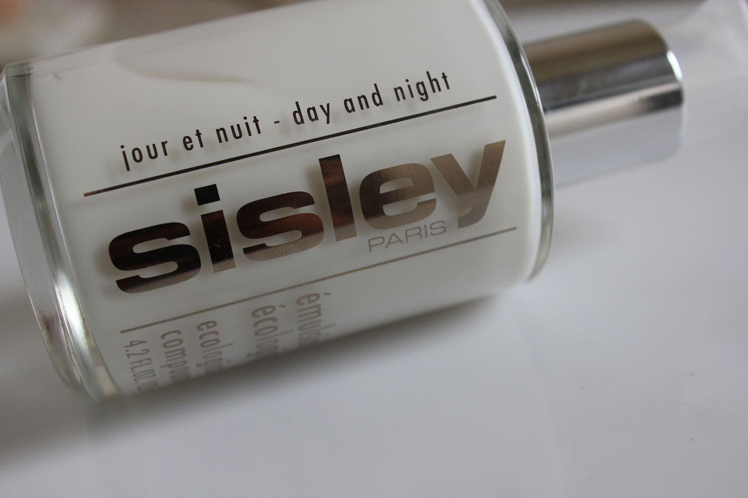 便宜又好用的乳液推荐一下,攒钱也要买一瓶全能乳液