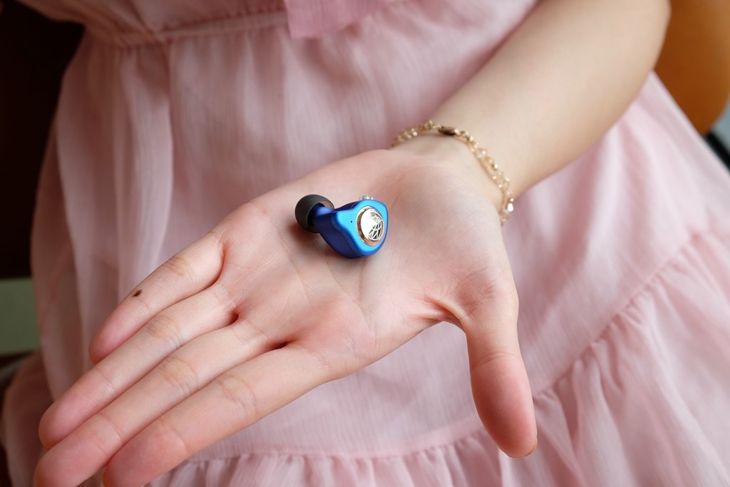 tfz锦瑟香也king耳机评测,锦瑟香也tfzno.3耳机黑金版测评