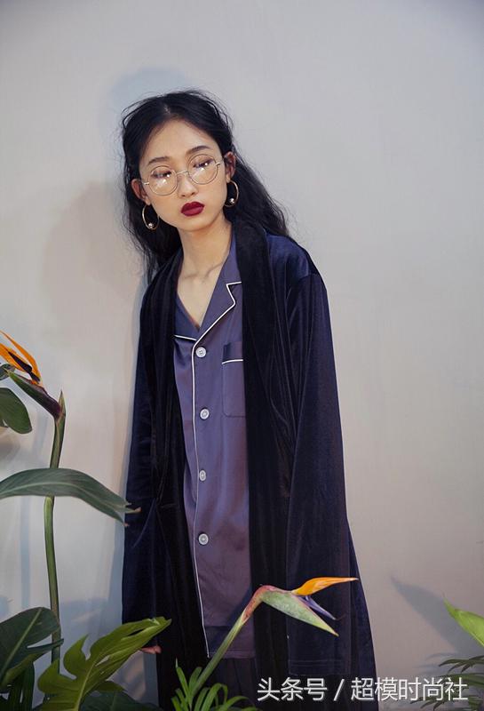 维秘面试PK过吴宜桦及一众外模，新秀贺楚妍，来头只是普通学生？