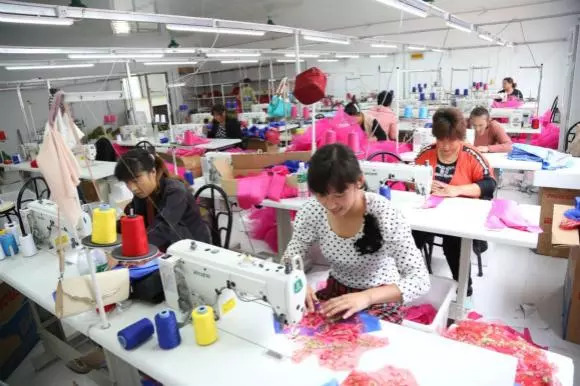 淘宝村纪录片剧情,山东曹县淘宝村的故事