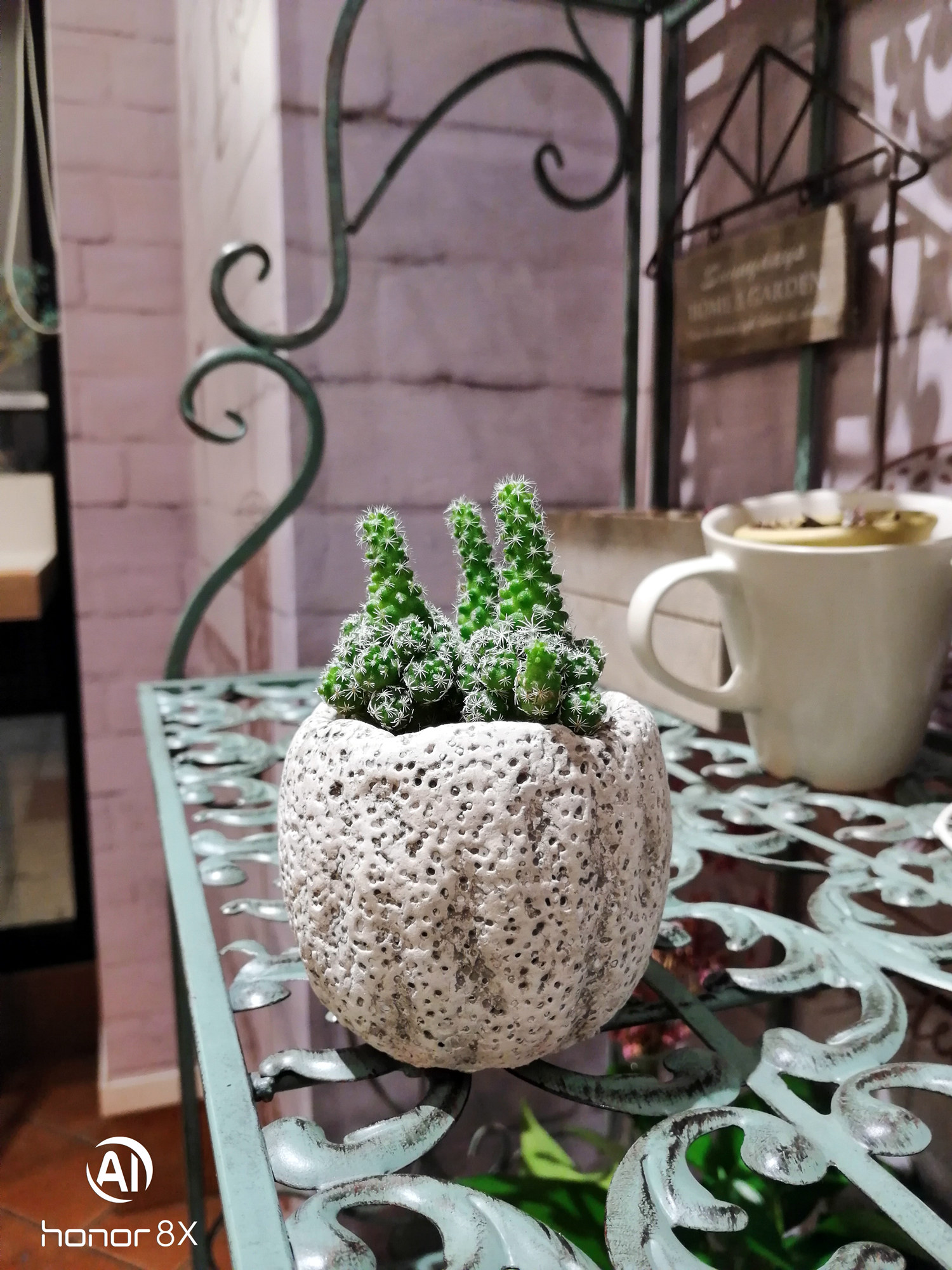 荣耀8x上手评测千元霸屏名不虚传,荣耀八魅海蓝