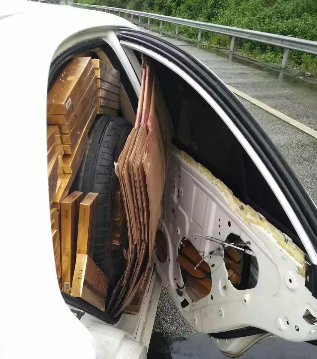 在广东高速发生了四车连撞事故,广东高速发生一起多车碰撞事故