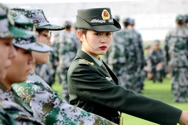 新生军训注意事项学长教官团送给新生的礼物