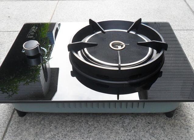 一个家庭用什么燃气灶最好,家用的燃气灶哪种最实用最安全