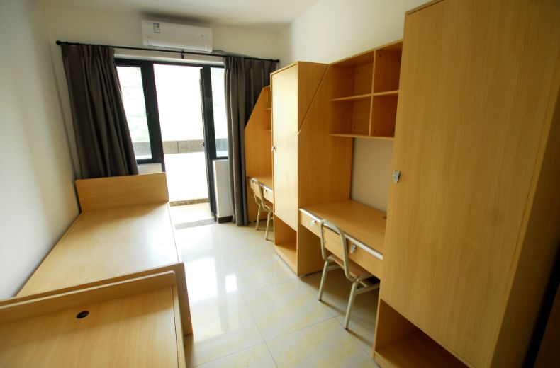 多图！电子科大宜宾研究院开学啦，上千名新生……