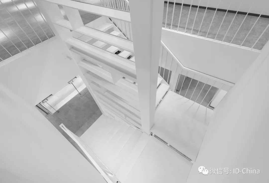 「创意暴走」艾迪尔IDEAL:五层法学大楼的实用与美学