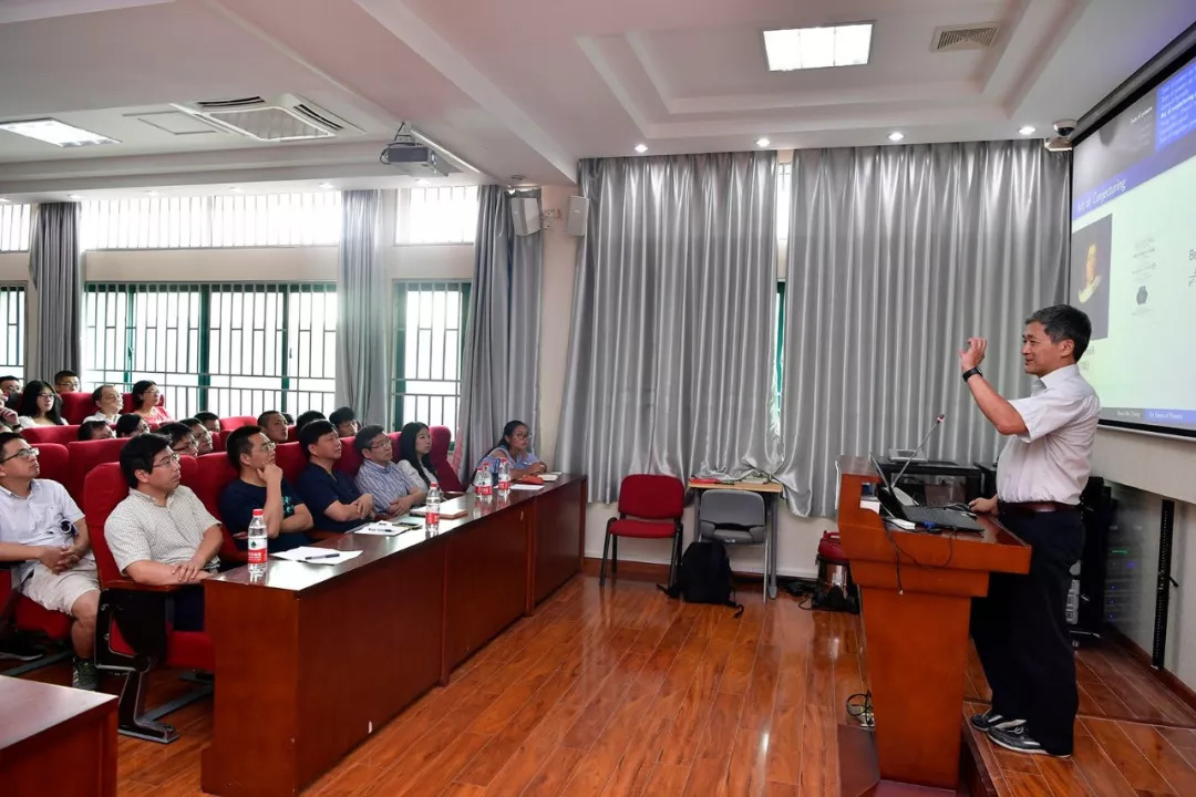 著名数学家、普林斯顿大学教授张寿武，这样评价华中师大！