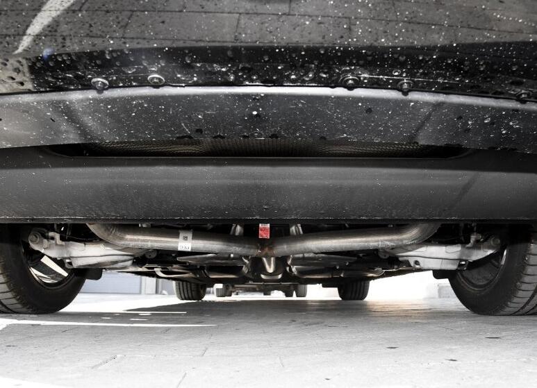 林肯大陆2017款2.0t两驱尊享版,乘坐空间测评6部合资车