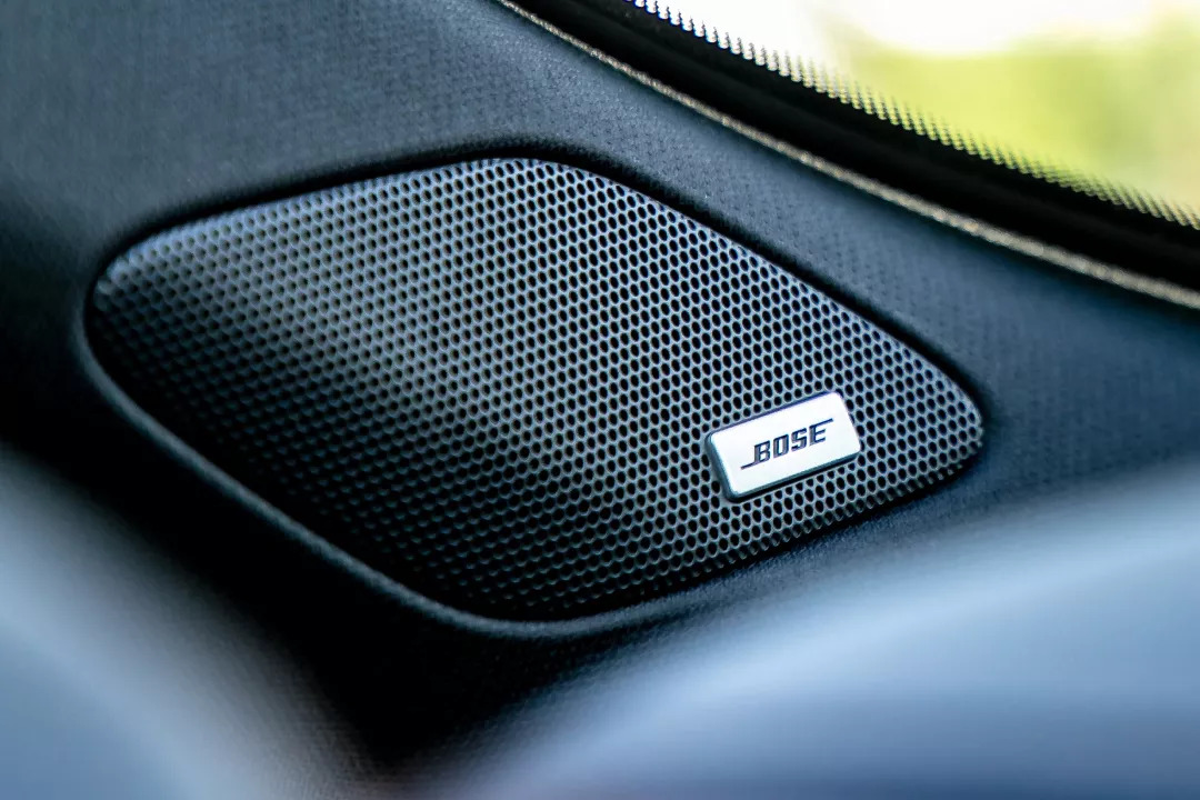 这款suv有颜值动力足,24款凯迪拉克xt4真实测评