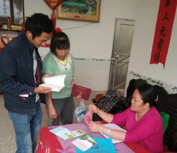 「身边典型」计生服务十五载甘用真情换真心-记栗木镇卫计所计生工作队员唐月圆