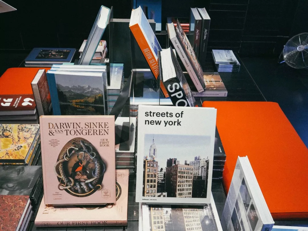 荷兰旅游购物推荐,逛荷兰奢侈品折扣店