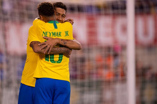 世界杯后的内马尔已失去尊重？这一幕证明，他的人品已广受质疑