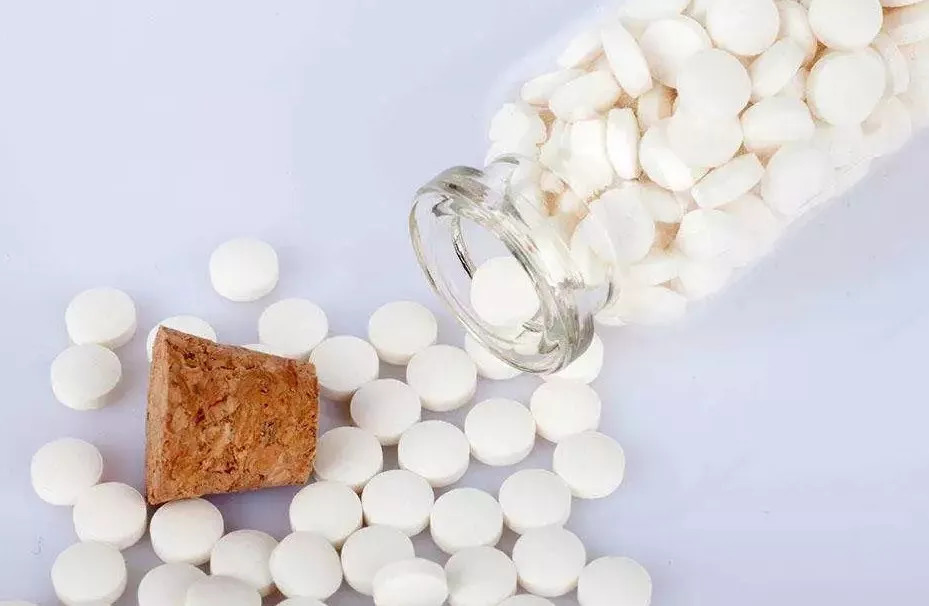 万通筋骨贴和万通筋骨片治肩周炎,万通筋骨片对肩周炎有用吗