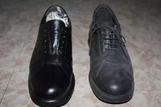 鞋子发黄发霉怎么处理,鞋子发霉氧化变黄怎么洗白