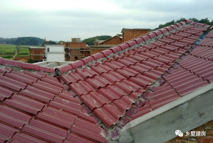 看看花200万乡下建的别墅外观,只花了33万修的农村小别墅