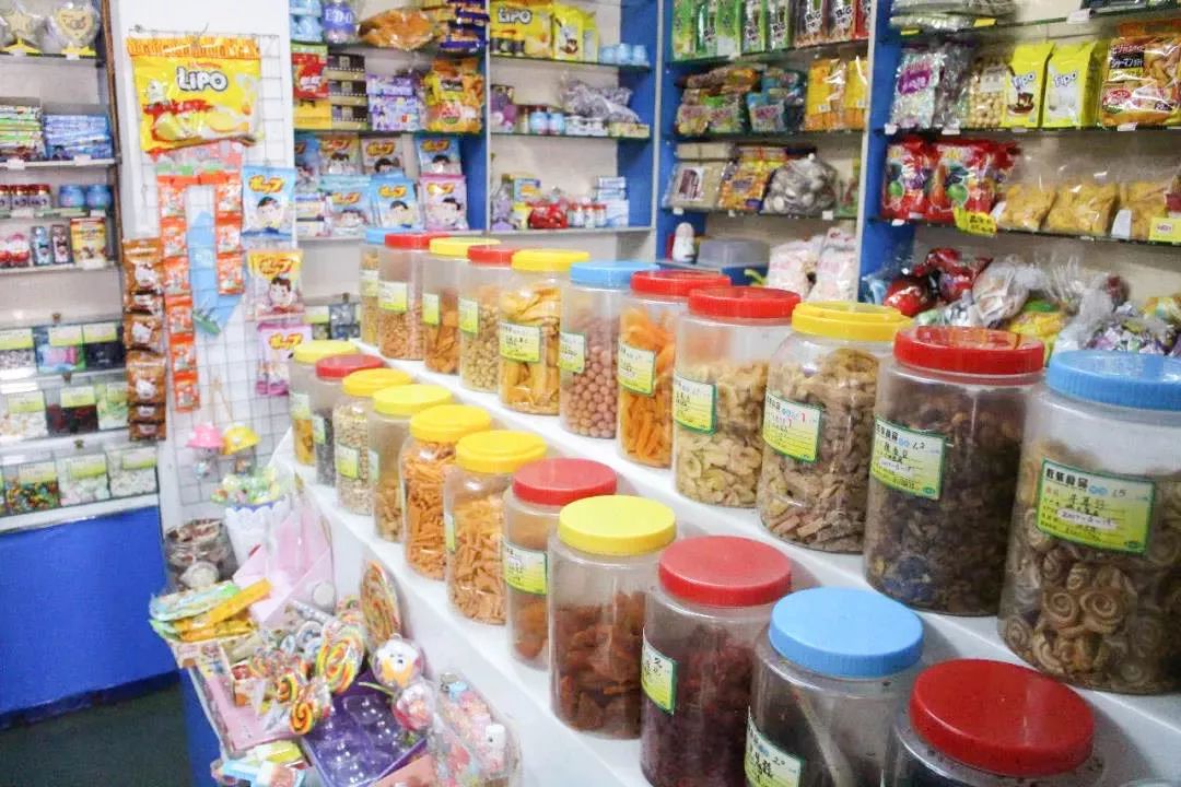 真羡慕，住系育才街的花都人，可以从街头食到街尾