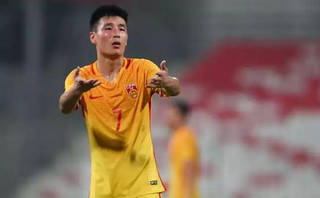 男足输球球迷为对方喝彩,近日中国男足和巴林男足有比赛吗