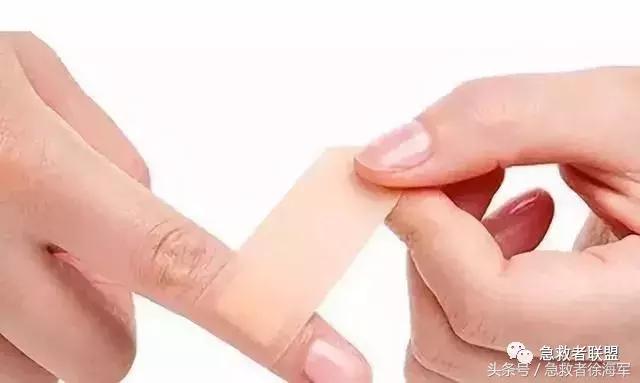 小伤口涂什么好得快,伤口抹点什么好得快