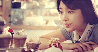 秋冬嘴角干燥、脱皮、发炎？涂点这个，立刻还你幼嫩双唇，让人想要一亲芳泽！