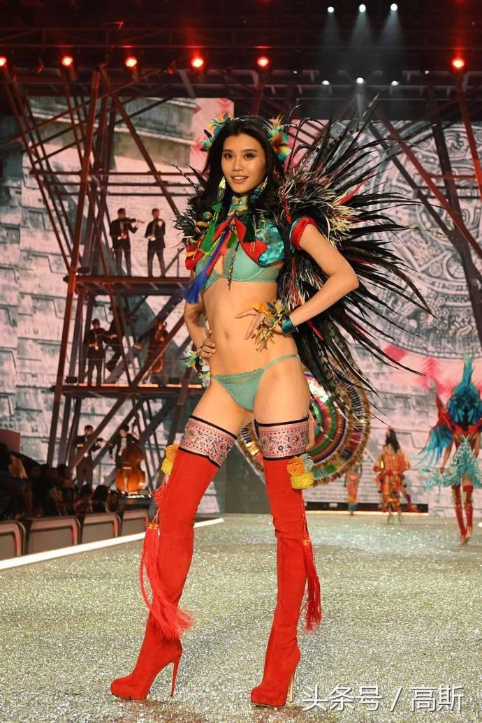 奚梦瑶刘雯同时走维密,维密刘雯奚梦瑶2018