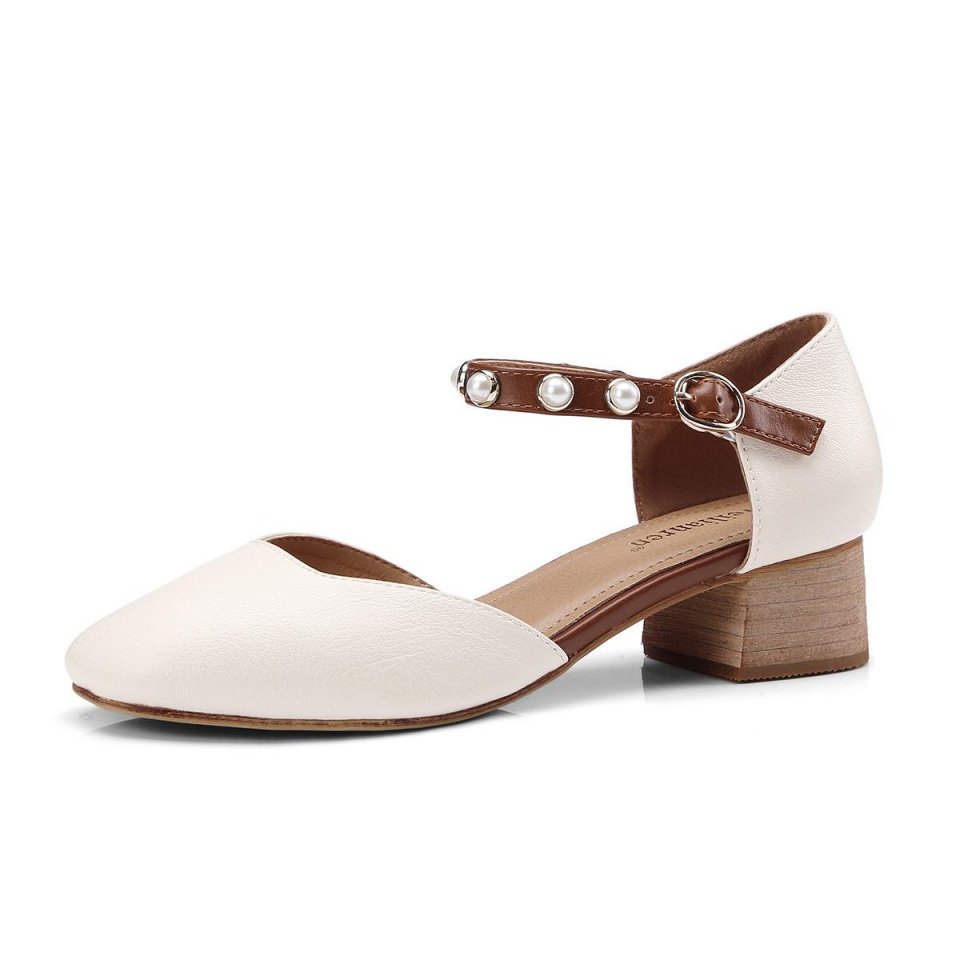 女人再穷也要穿得漂亮,女人再穷也要有双马丁靴