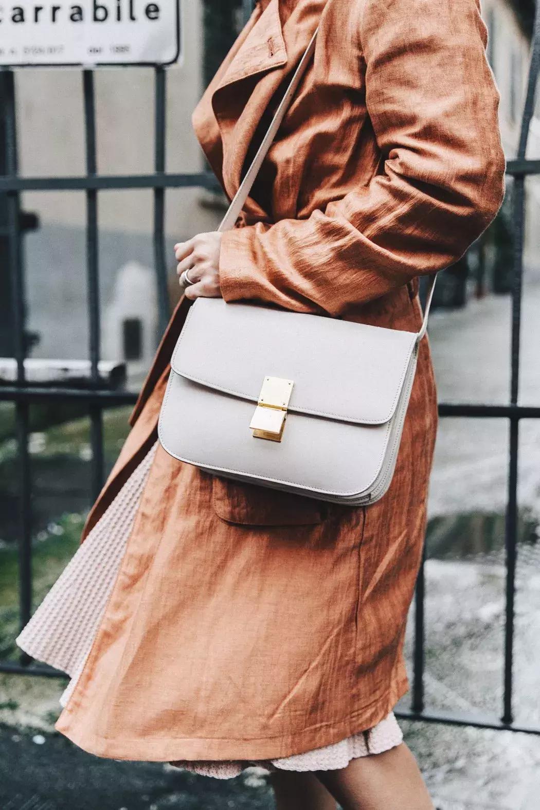 celine下架的衣服在哪看,celine真的过气了么