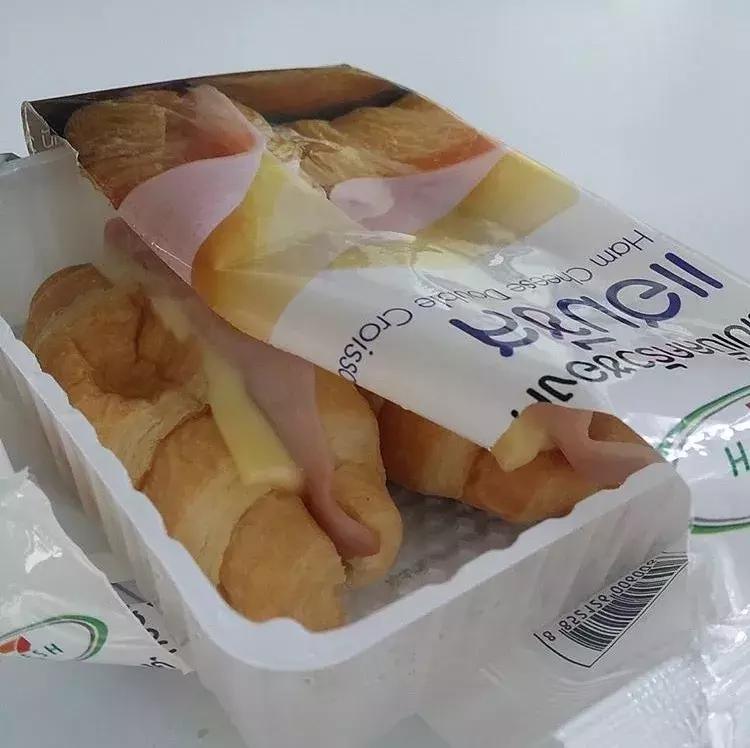 每次来泰国都要吃榴莲,在泰国买什么零食好吃