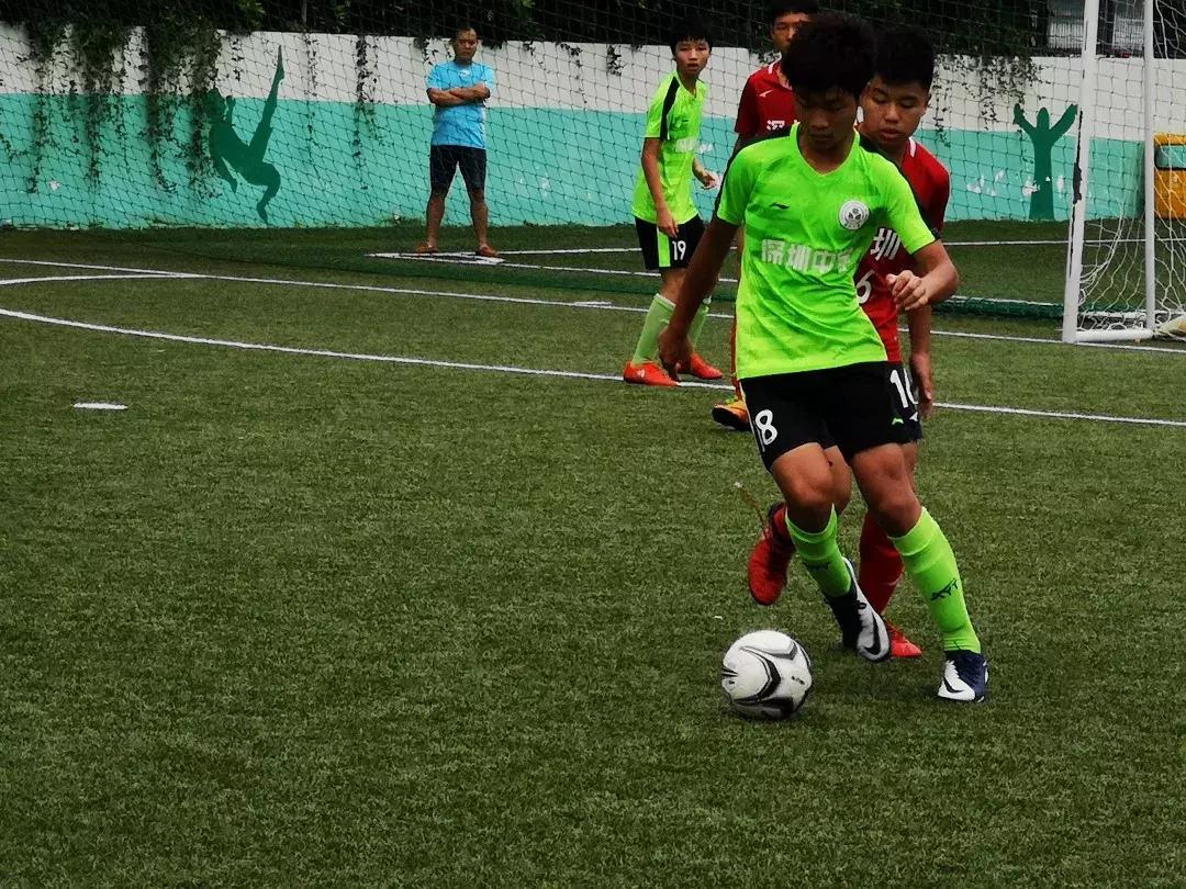 深圳市双料冠军,中学足球联赛双冠