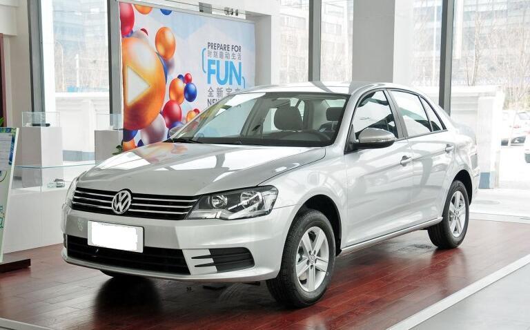 5万左右可以入手哪年的朗逸,5万预算买二手朗逸还是桑塔纳